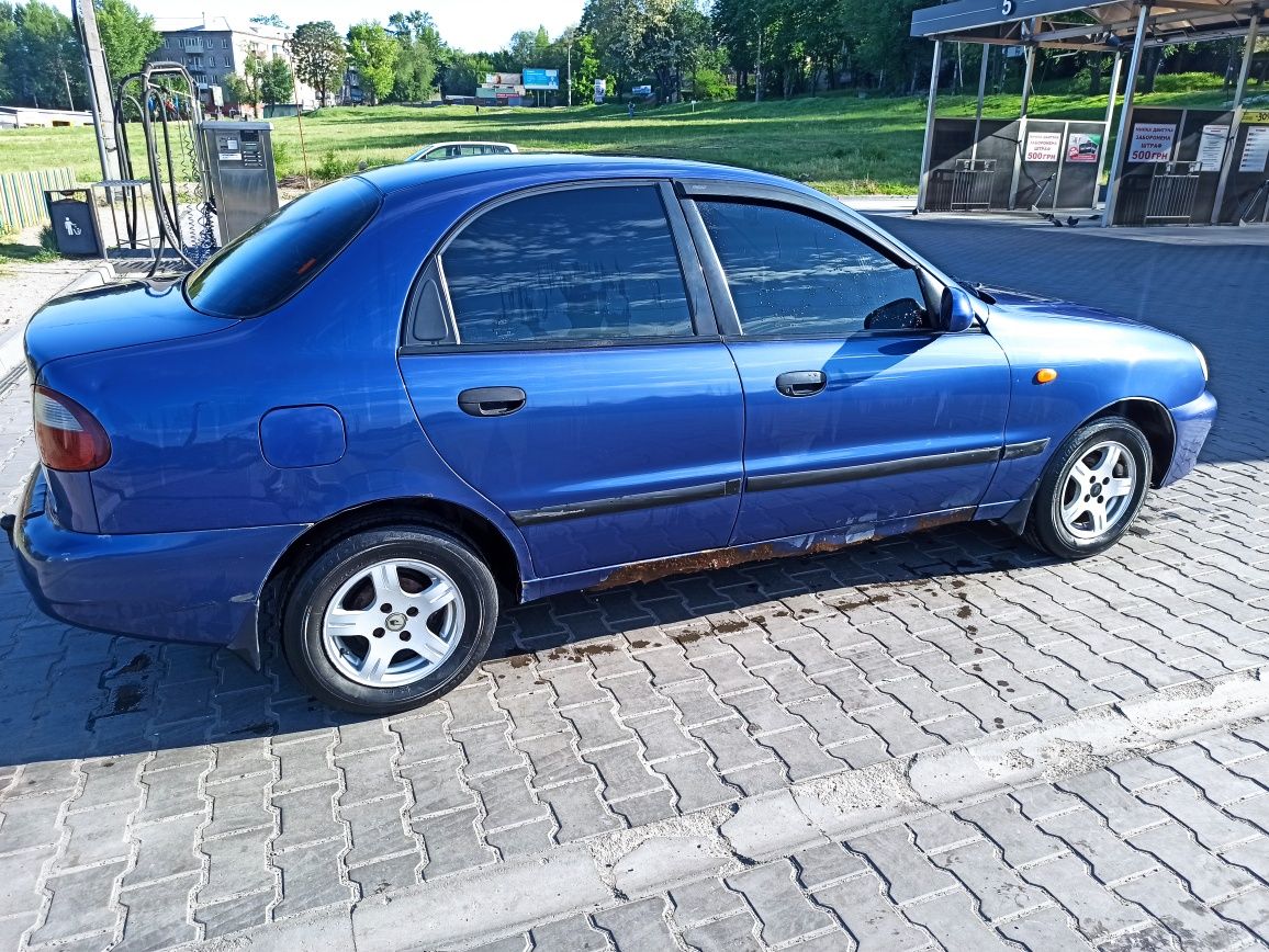 Daewoo Lanos 1998