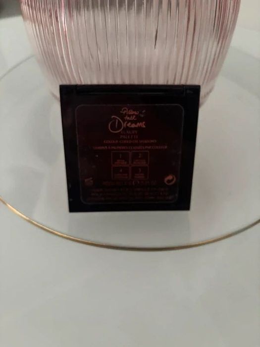 Paletka Charlotte Tilbury Pillow Talk