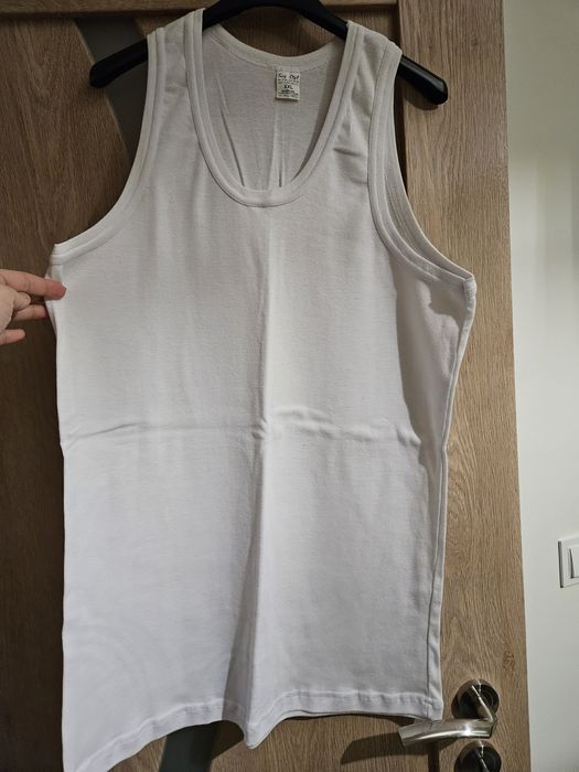 Podkoszulek / T-shirt na ramiączkach