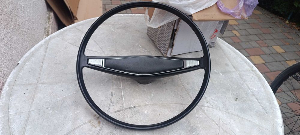 Руль ВАЗ-2103,2106, Москвич 403, 407.Не новодел.