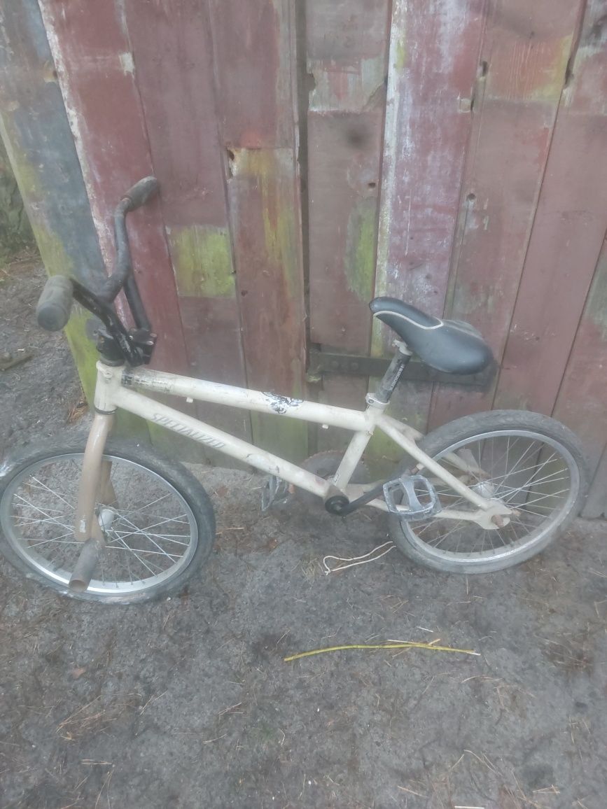 Wyczynowy Bmx 250 specialized