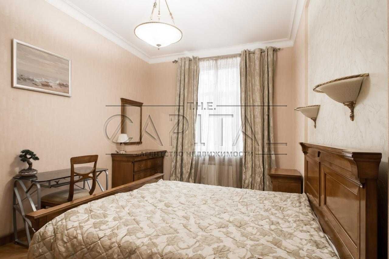 2-кім. квартира в урядовому кварталі, вул. Банкова, 1/10, 72 м² Липки
