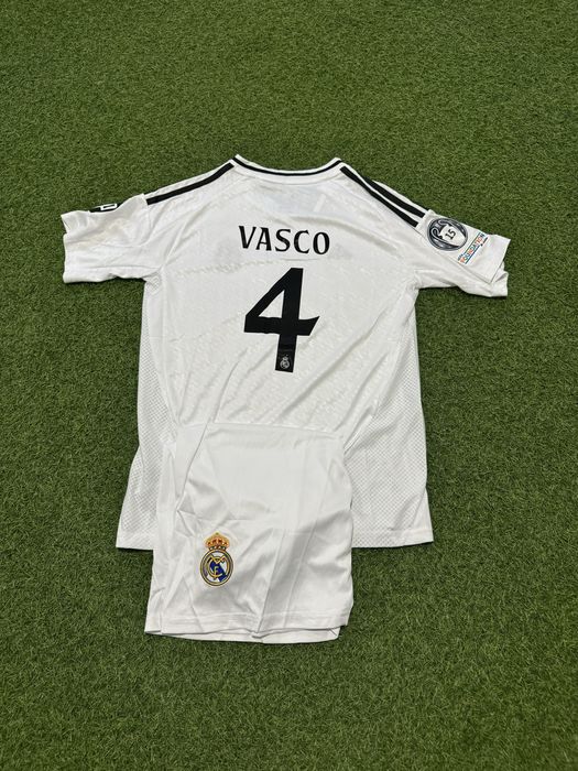 Equipamento Crianca Real Madrid