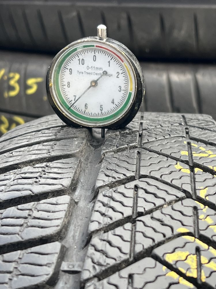 Opona Pirelli 225/55/17 pojedynka