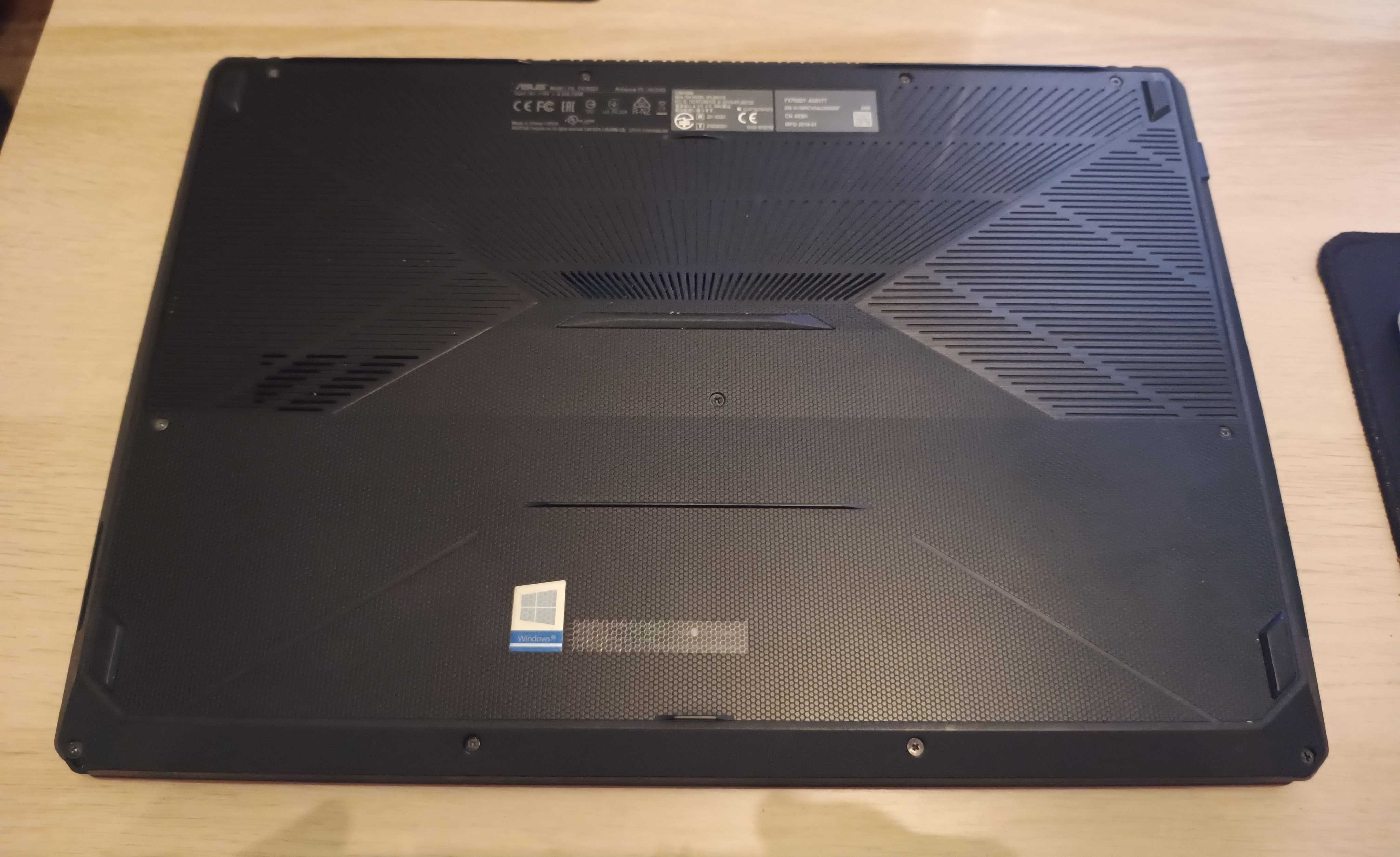 Laptop ASUS TUF Gaming FX705DY R5-3550H/16GB/512GB+1TB