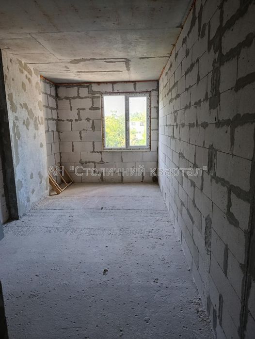 Продаж 1к.великой квартири в Голосіївськом р-н.