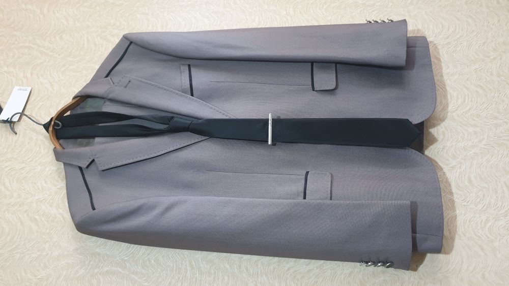 Костюм свадебный выпускной р 48-50