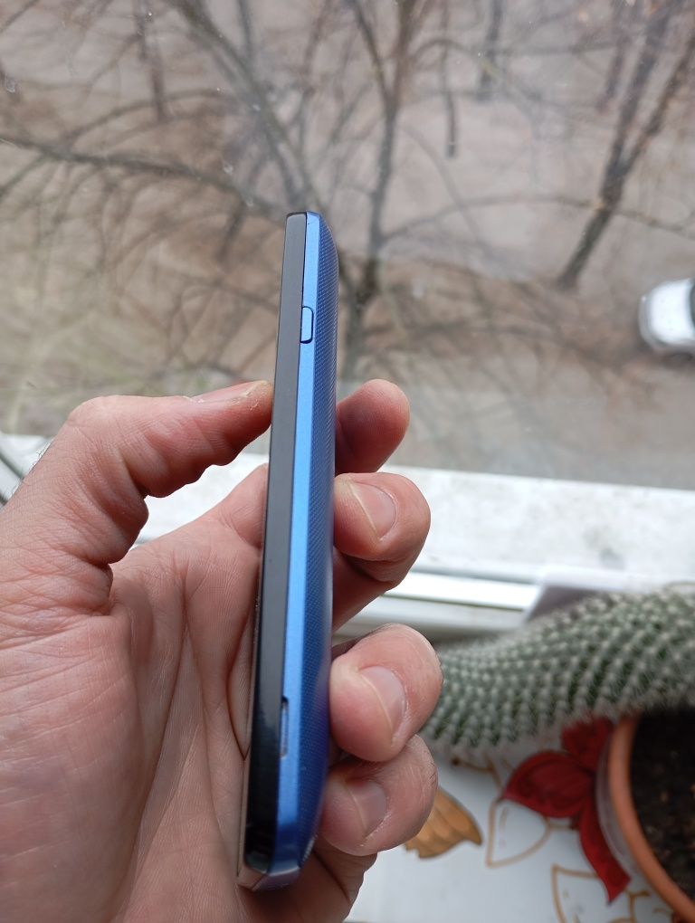 Смартфон LG Electronics's