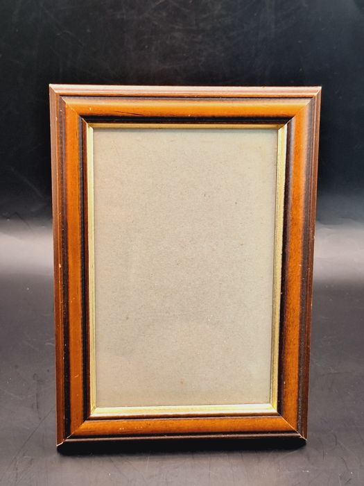 Ramka na zdjęcia drewniana