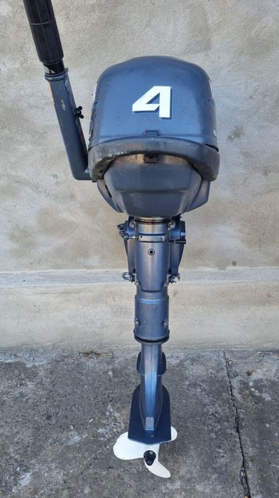 Двигун для човна ЯМАХА 4 к.с