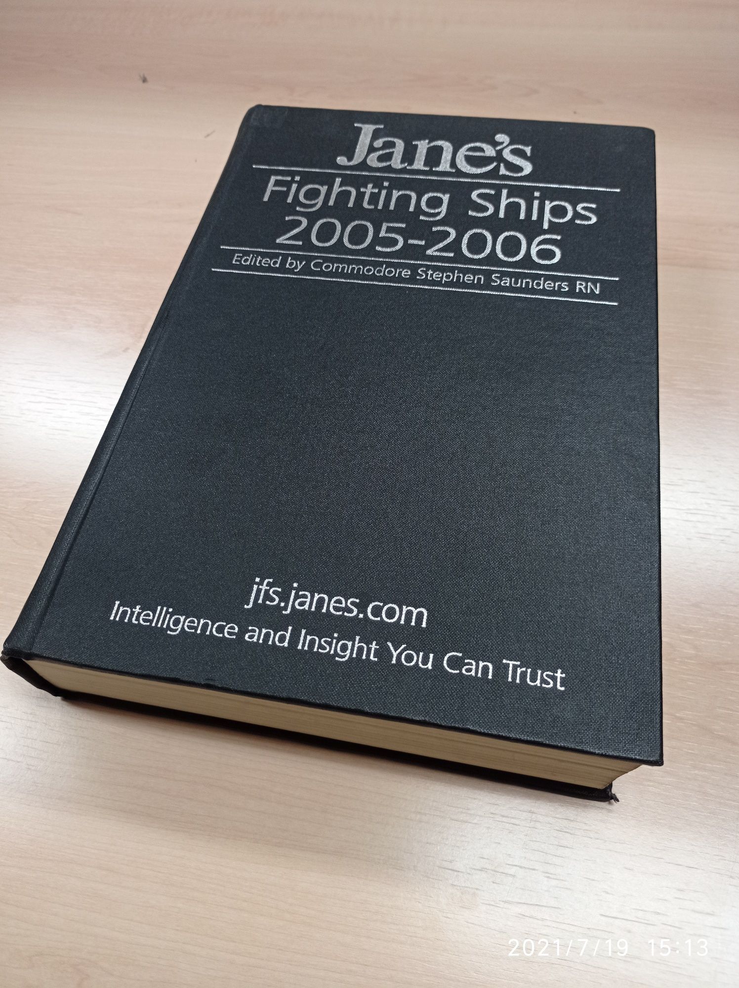 Livro Jane's Fighting Ships de 2005/2006