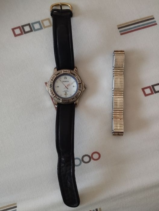 Relógio antigo e pulseira