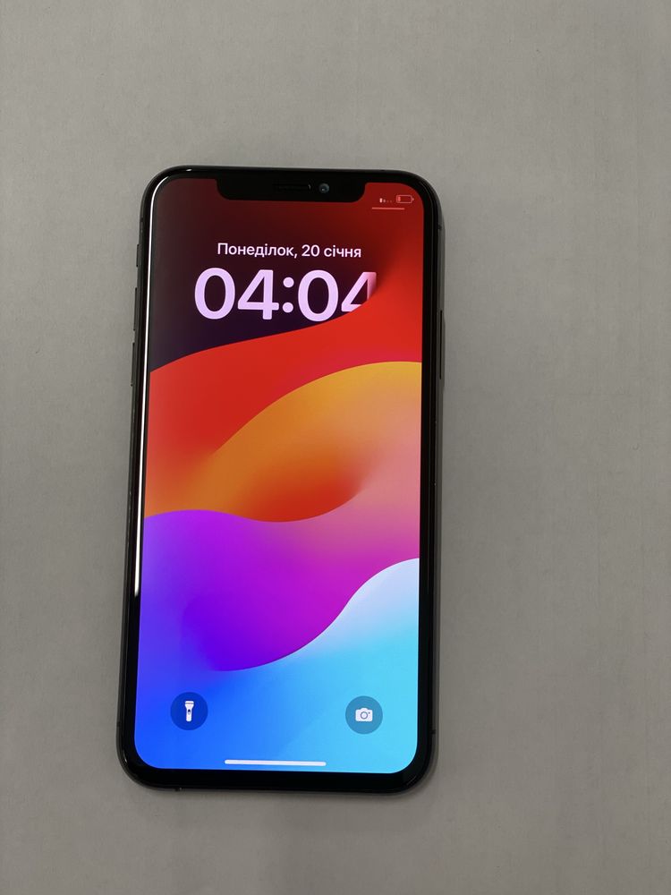 Продам iPhone XS 256gb