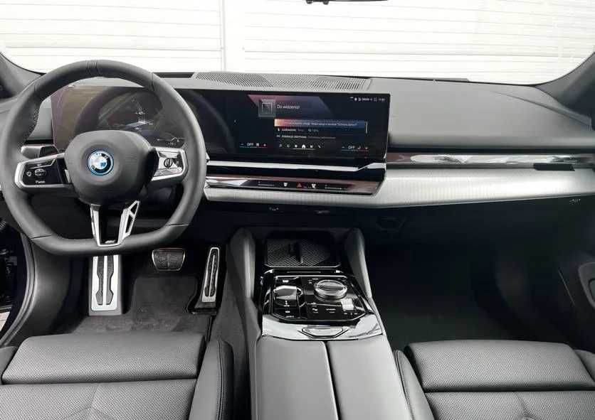 2025 BMW i5 83.9kWh eDrive40 M Sport