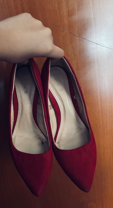 Scarpin salto alto lefties