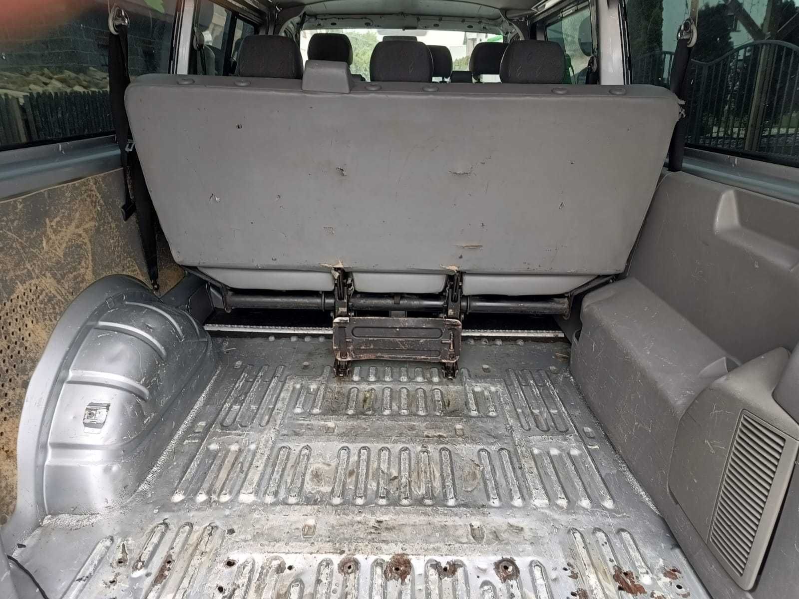 Sprzedam,Volkswagen Transporter T5 1.9 TDi 105 KM,