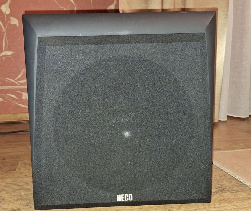 Сабвуфер Heco Slam 12A