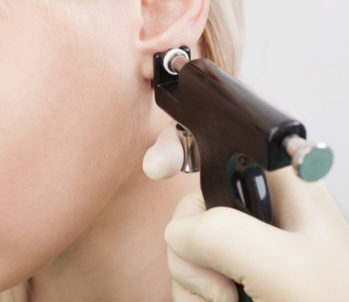 Манікюр педикюр нарощування нігтів