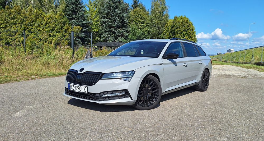 Skoda Superb 2.0 TSI Sportline Kombi 190KM FVat 1 Właściciel