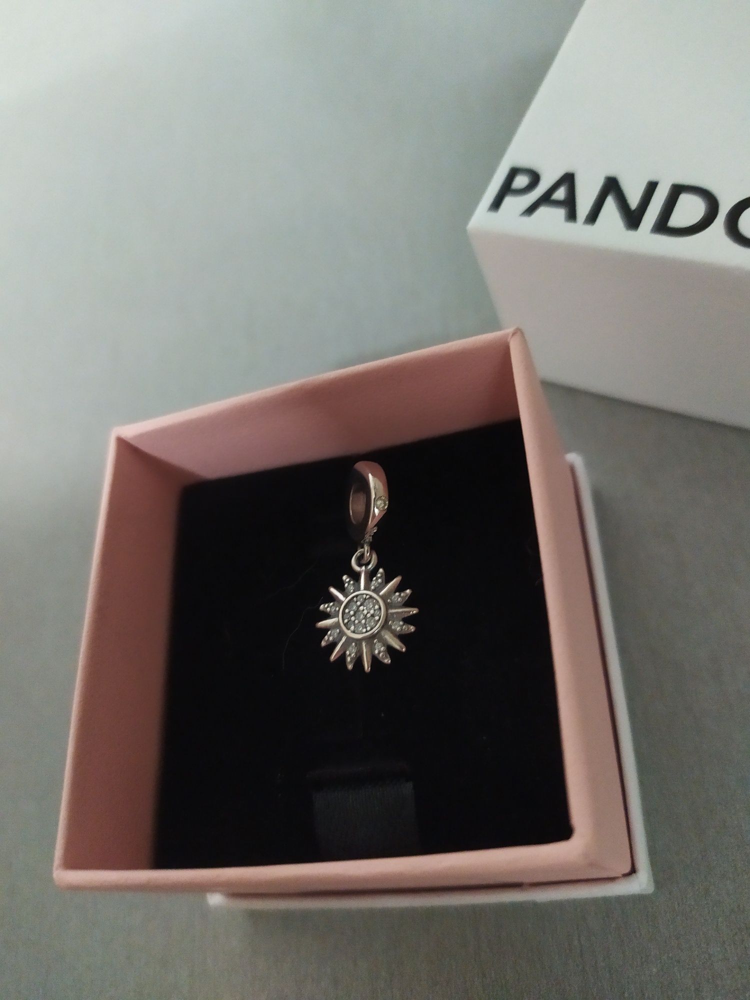 Charms zawieszka S925 słońce do Pandora Moments nowe wiszący prezent