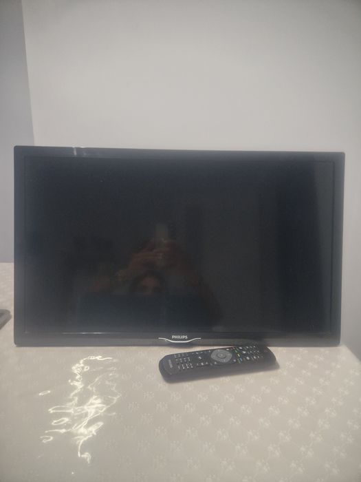 TV Philips 24PHS4304/12 – 24" HD LED com Comando Original