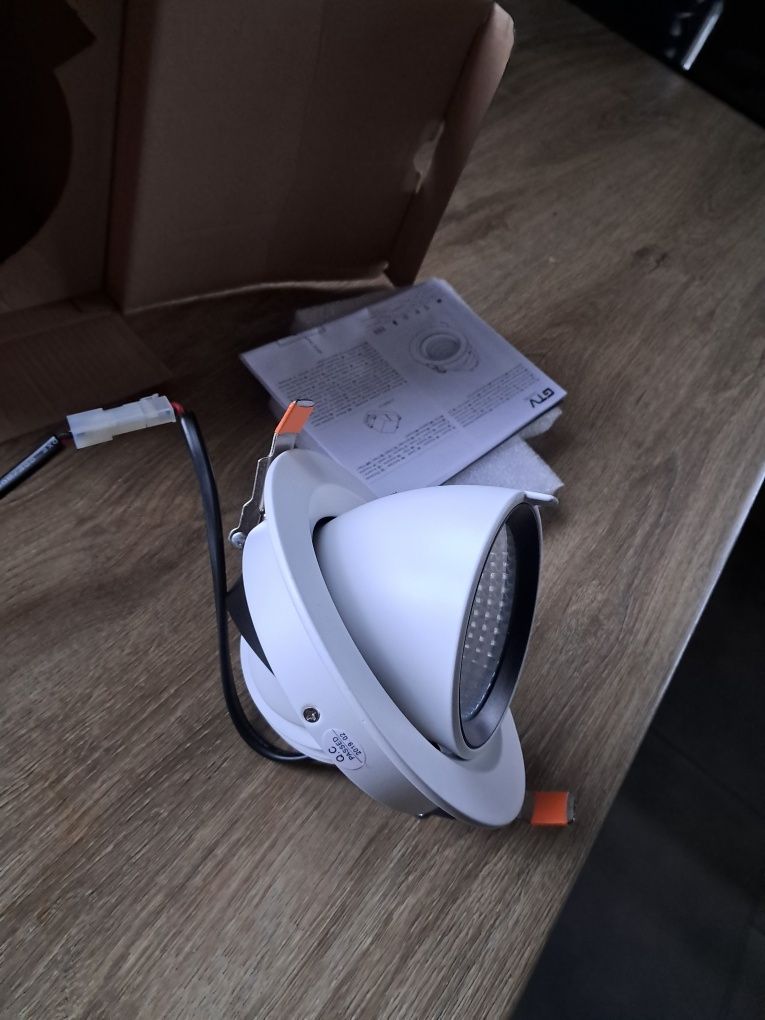Lampy sufitowe nowe