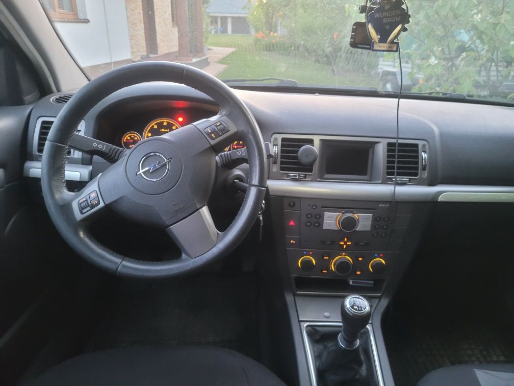 Sprzedam Opel Vectra C  2007r.1.9 cdti 120km