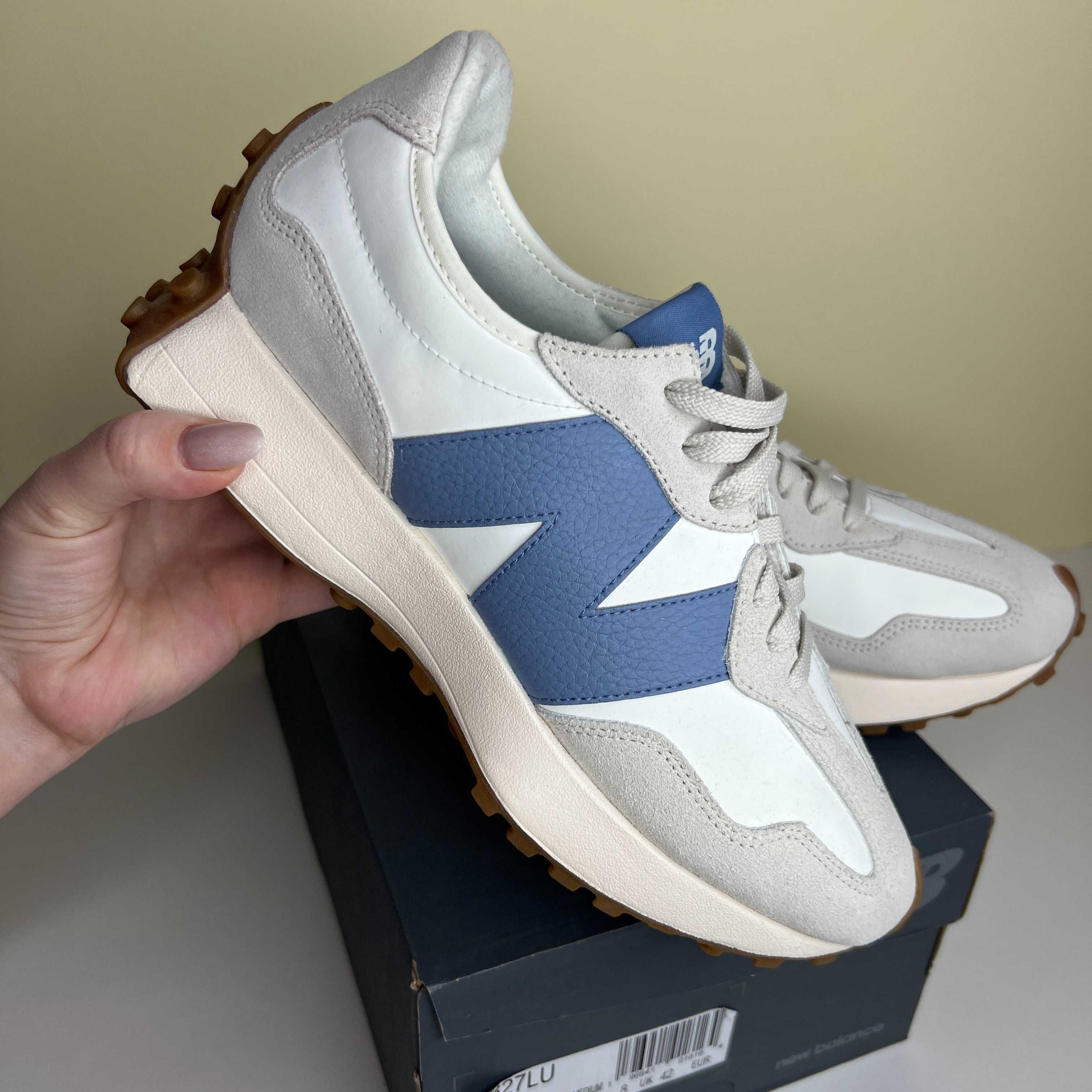 Оригінальні жіночі кросівки New Balance U327LU 42 Розмір Устілка 26,5