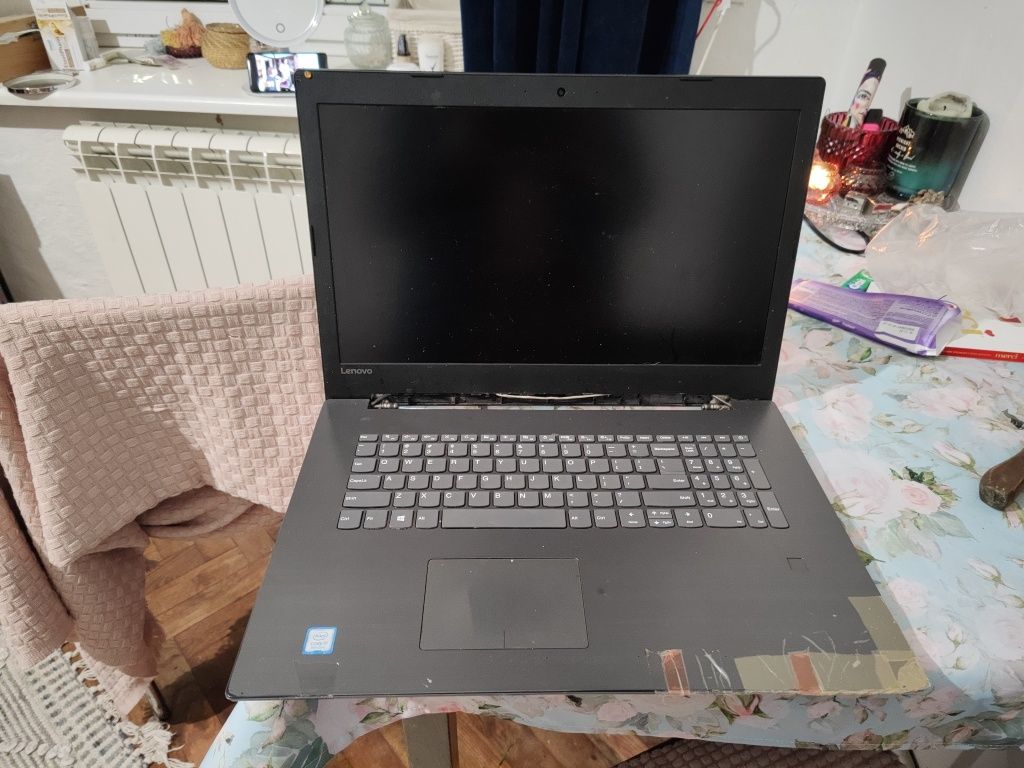 Laptop 17 Lenovo 320 komputer