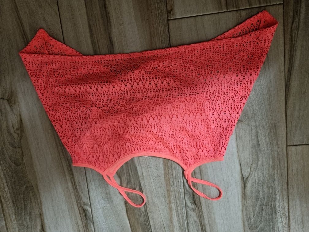 Roupa criança variada