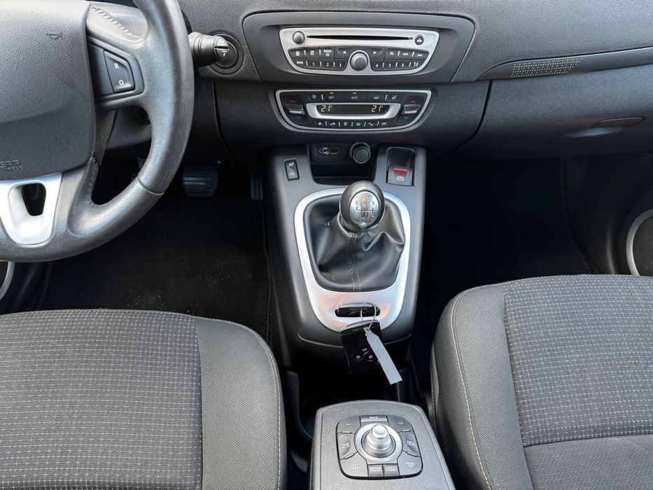 Свежепригнан Renault Grand Scenic 2009г., 1.4 бензин. Обмен, Лизинг