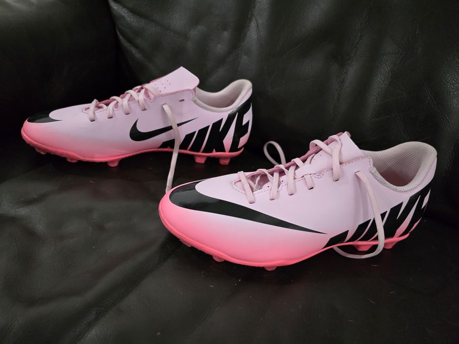 Chuteiras Nike Mercurial FG/MG 37.5