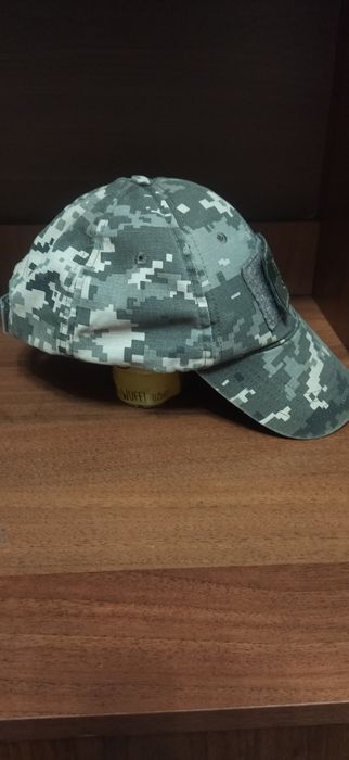 Кепка, бейсболка пиксель