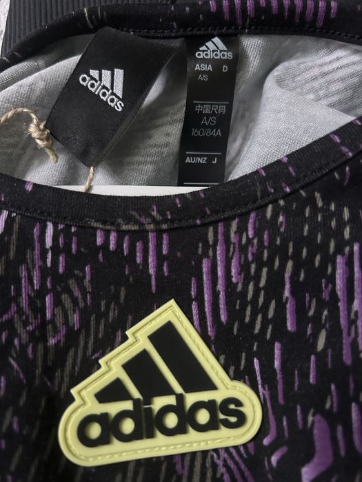 Укорочений лонгслів Adidas Hyperpulse