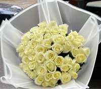33 белые розы!