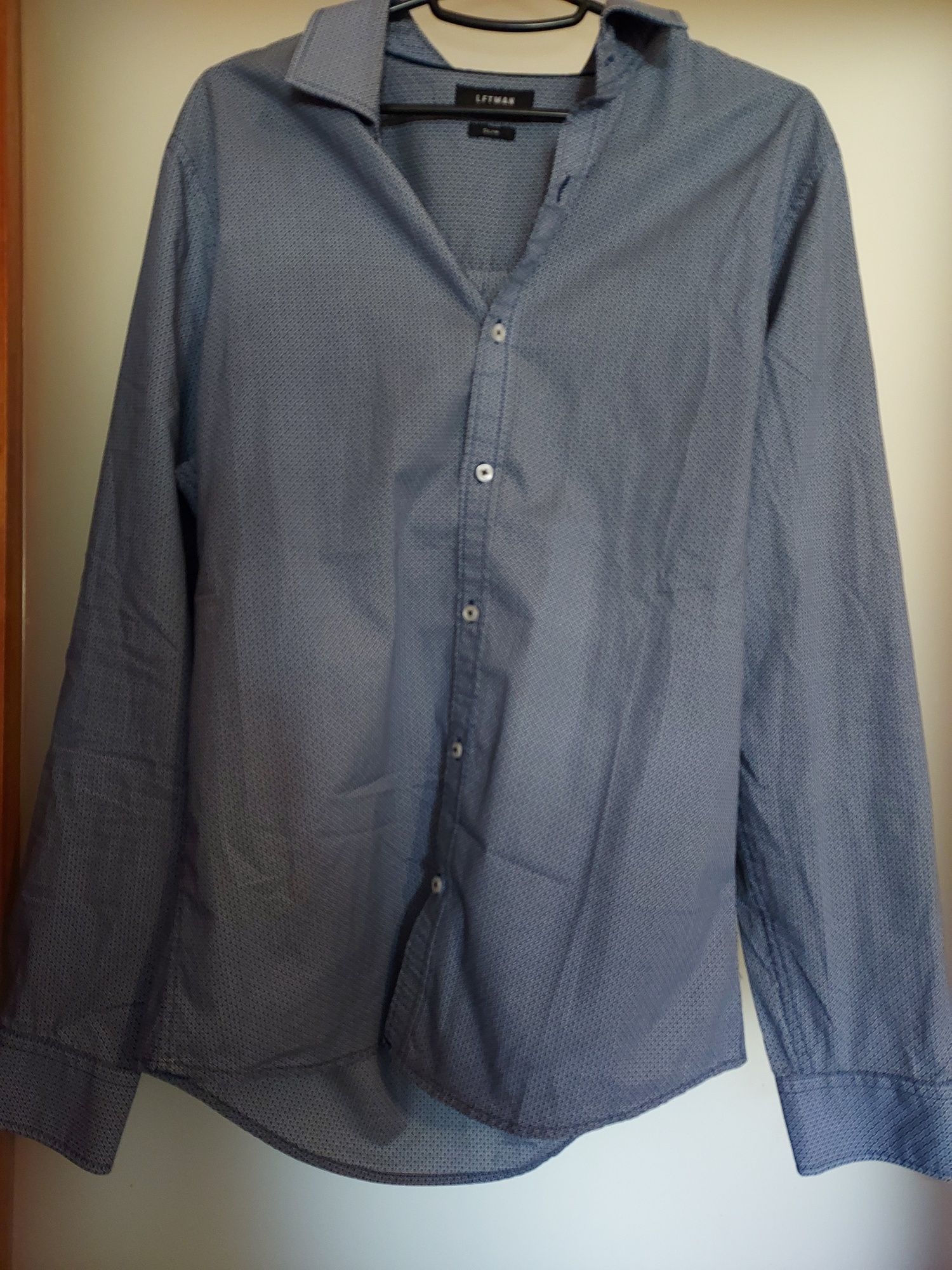 Camisa azul lefties