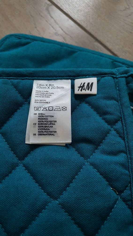ścierki do trzymania gorących rzeczy H&M