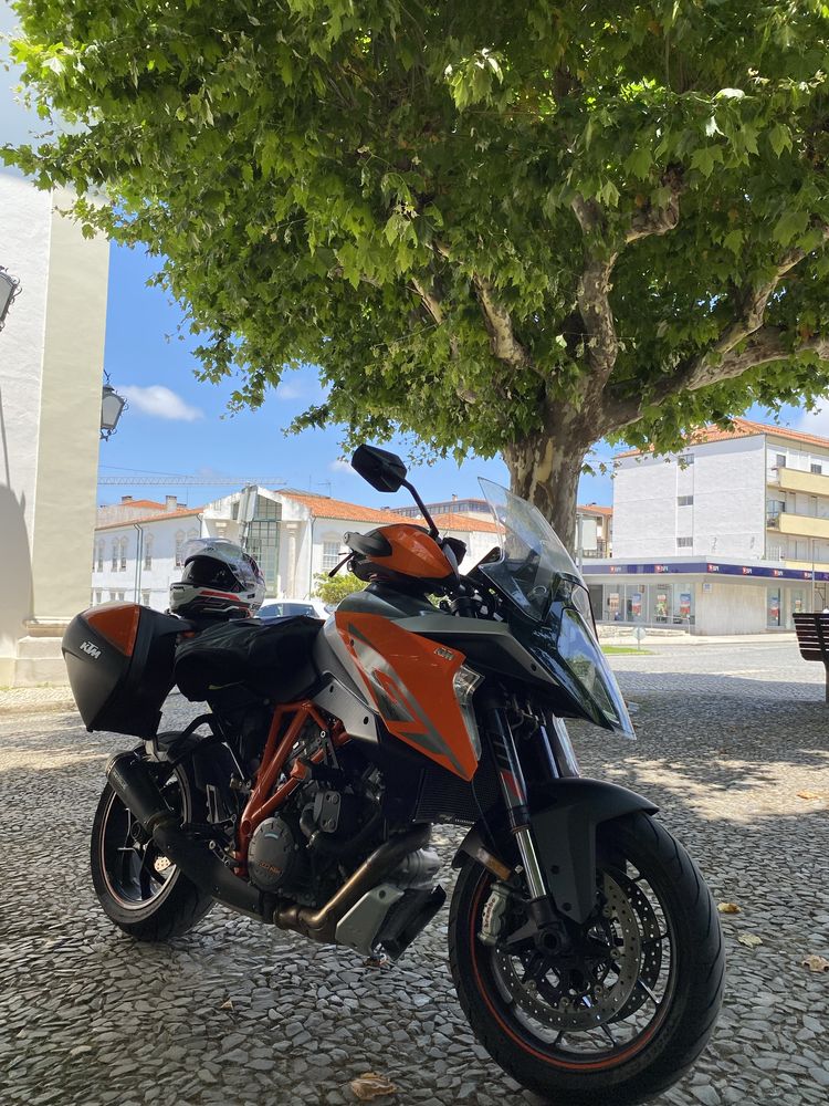 KTM Super Duke 1290 GT