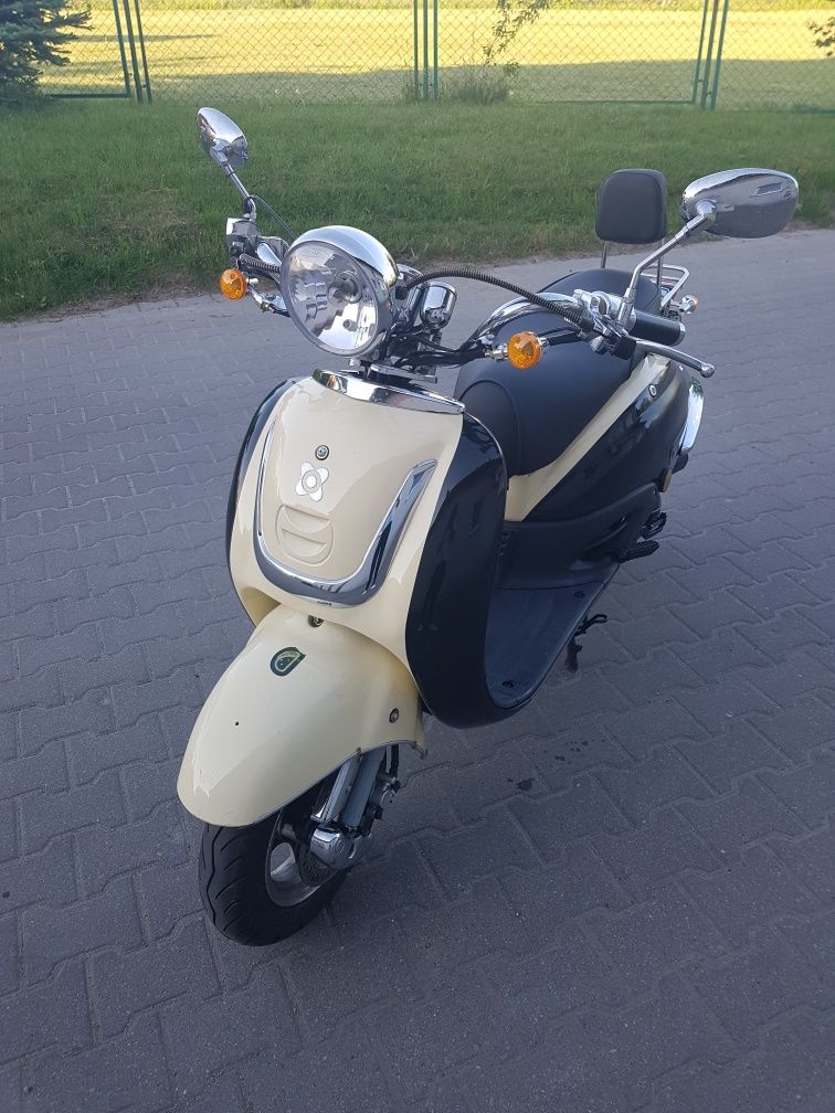 Sprzedam skuter 50 retro 2009r