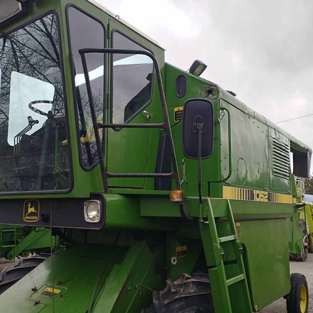 Комбайн John Deere 1052, 1055. Зернозбиральний Джон Дір 1052, 1055