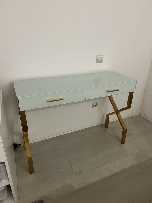 Consola de entrada da best design