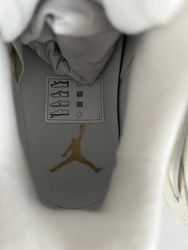 Jordan 4 Retro Metallic Gold R.46