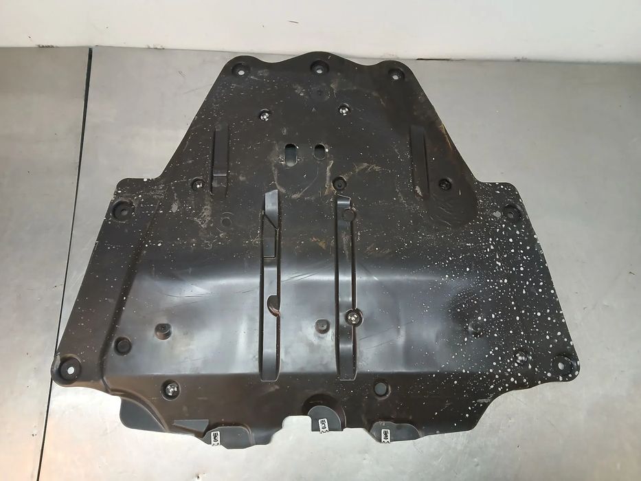 Blindagem inferior do motor DACIA Sandero III