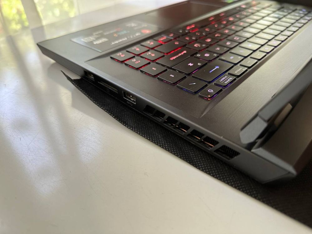 Ноутбук игровой MSI GE66 Raider (15",i9 10gen,32Gb,1Tb,RTX2080)