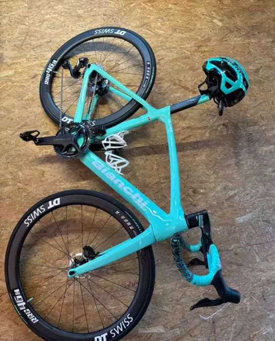 Kask rowerowy - Giro