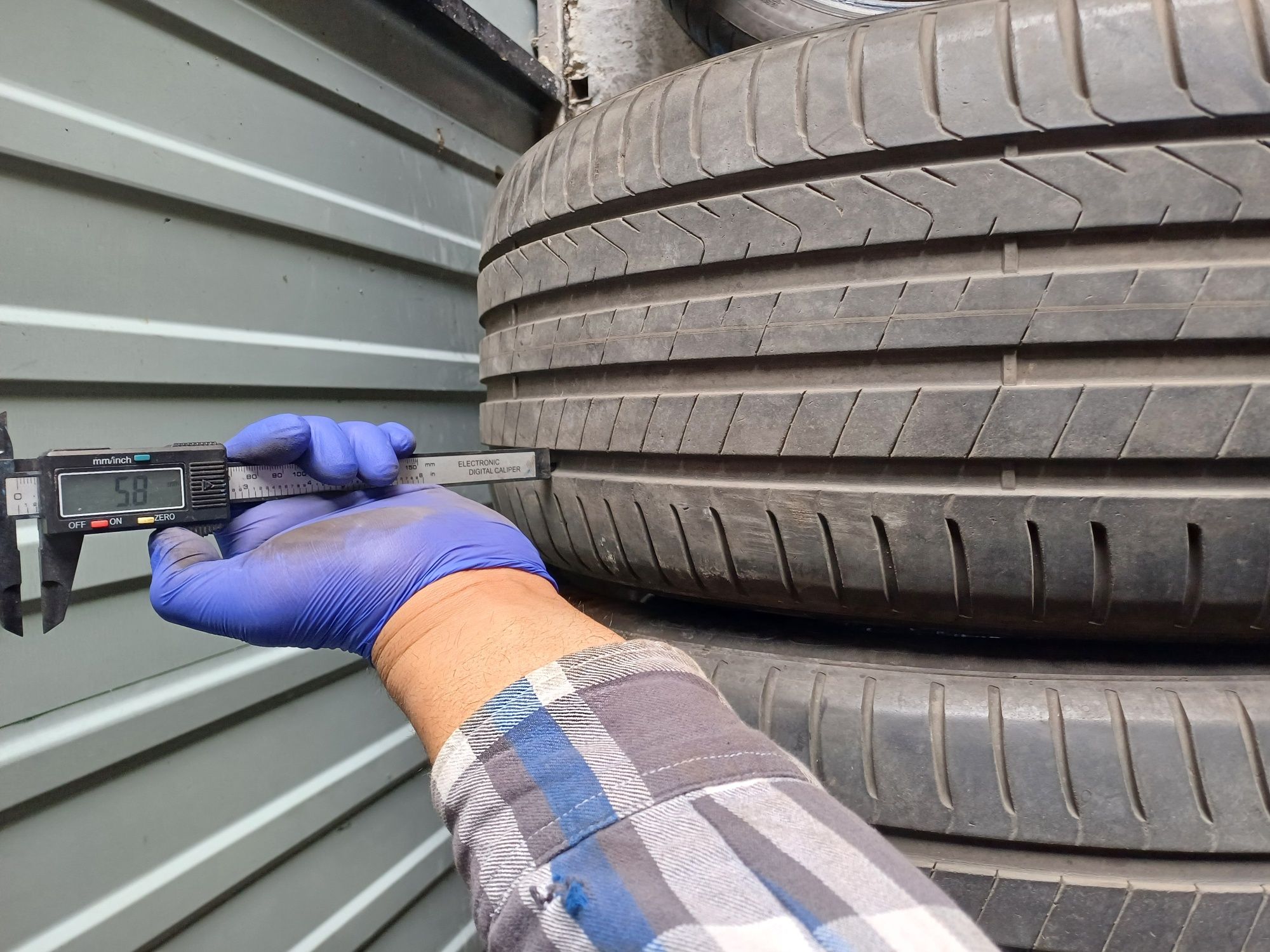 Cena za 2 opony letnie 255/45r19 PIRELLI 2020r