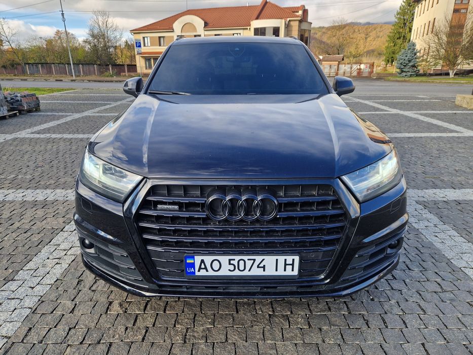 Audi Q7 S-lain 7-містна пневмо