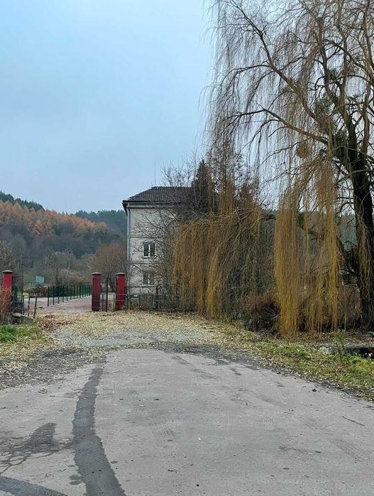 Продам виробниче приміщення, с. Шоломінь