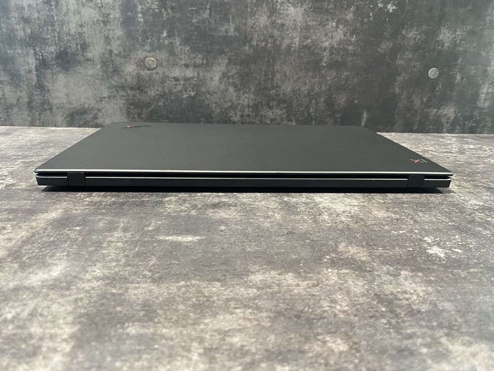 Lenovo ThinkPad X1 Carbon 7 Gen i7-8665u 16RAM 512SSD 2k 14” IPS