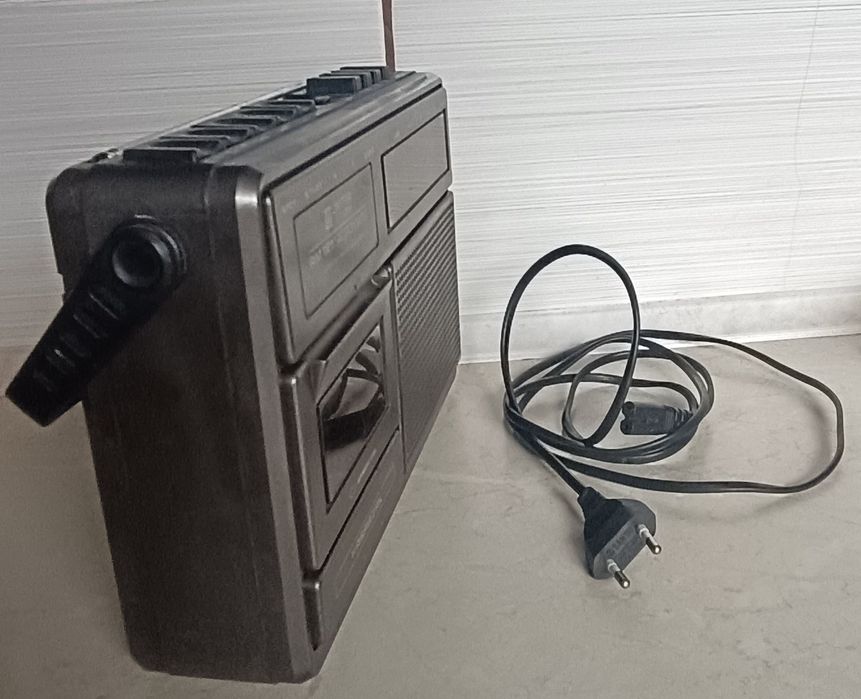 Magnetofon  + radio KASPRZAK PRL